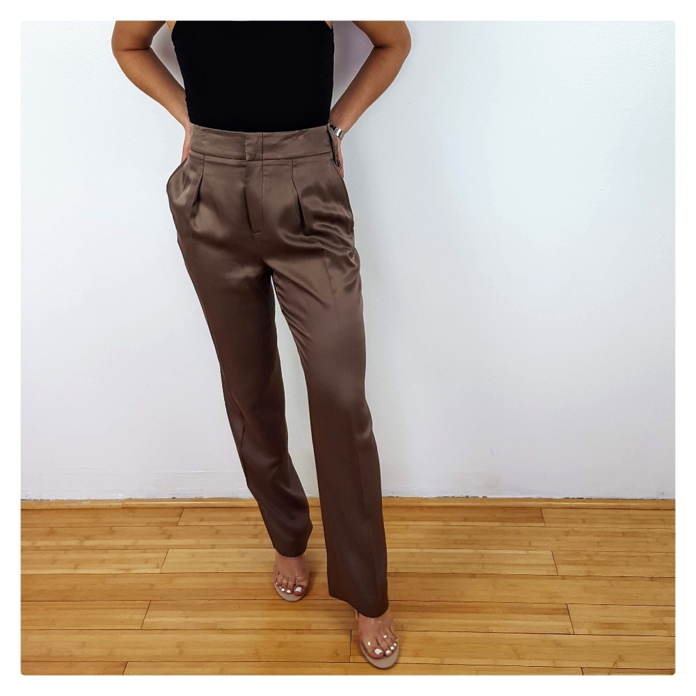 Gucci | Silk Pleat-Front Trousers - Picture 2 of 9